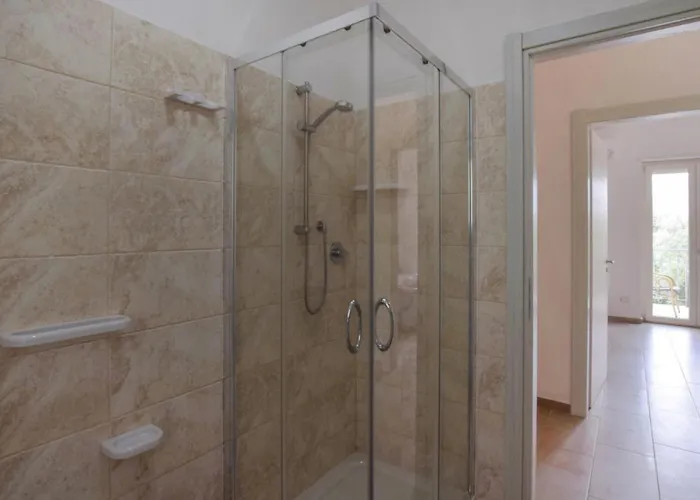 1 Bedroom Stunning In Ricadi