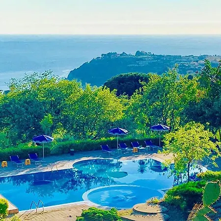 1 Bedroom Stunning In *