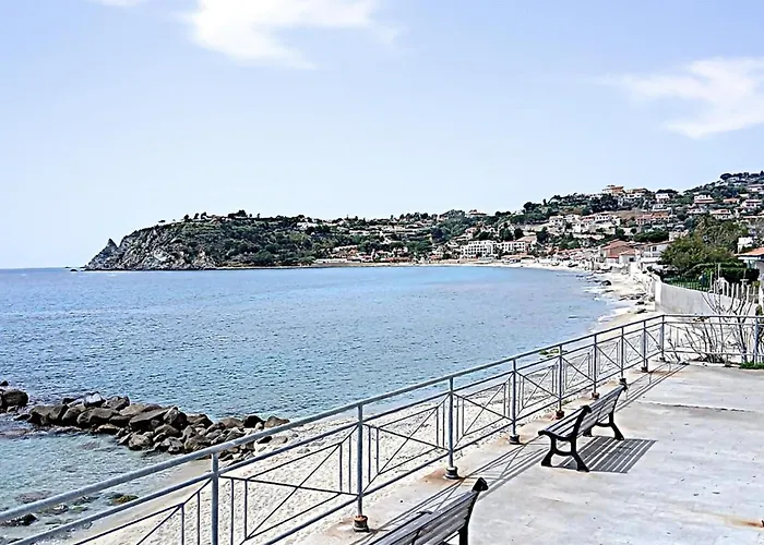 1 Bedroom Stunning In Apartman Ricadi