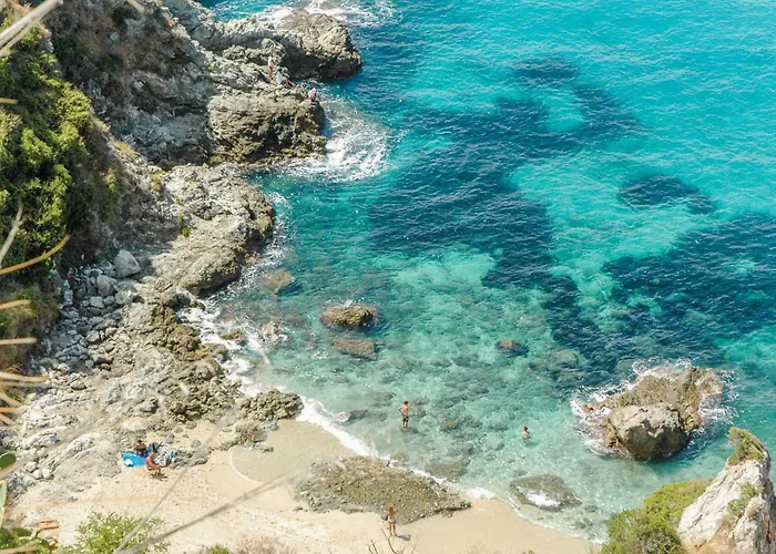 1 Bedroom Stunning In *